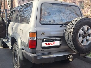 1996 Toyota Land Cruiser 80 Series Рестайлинг, серебристый, 2500000 рублей, вид 4