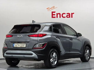 2022 Hyundai Kona I Рестайлинг, серый, 1710000 рублей, вид 3
