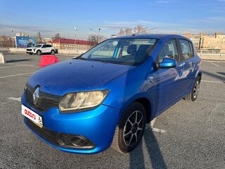 2017 Renault Sandero II, синий, 535000 рублей, вид 2