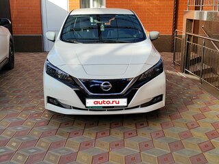 2018 Nissan Leaf II (ZE1), белый, 2300000 рублей, вид 1