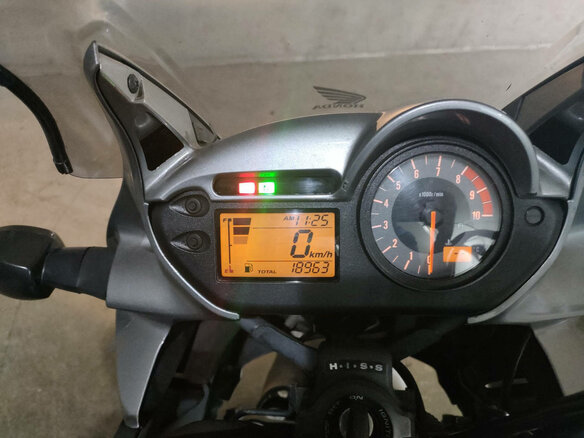 2011 Honda XL700V Transalp, чёрный, 566146 рублей - вид 3