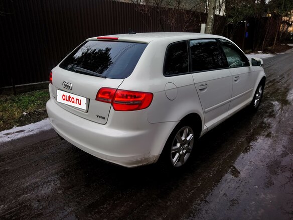 2011 Audi A3 II (8P) Рестайлинг 2, белый, 550000 рублей - вид 3