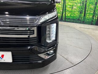 2022 Mitsubishi Delica D:5 I Рестайлинг, белый, 2890203 рублей, вид 3