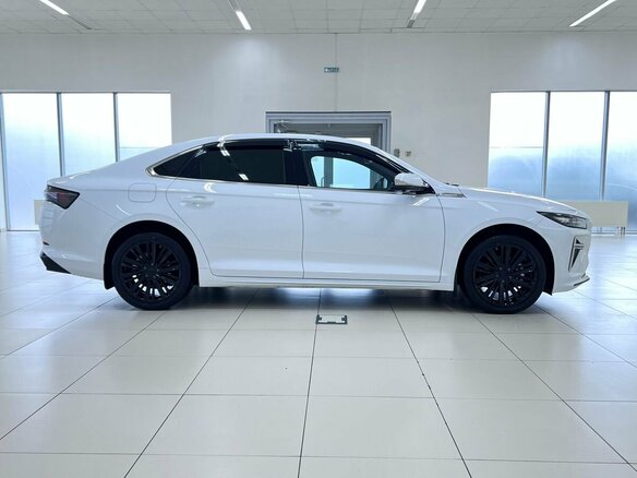 2024 Geely Preface I, белый, 2600000 рублей - вид 4