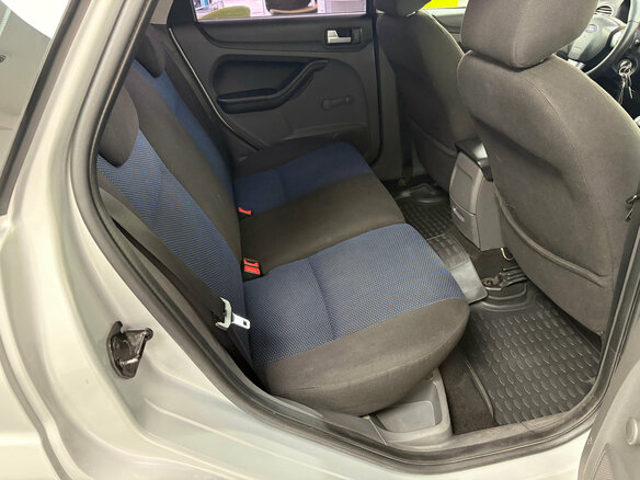 2007 Ford Focus II, серебристый - вид 9