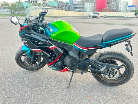 2014 Kawasaki Ninja 400, чёрный, 380000 рублей, вид 2