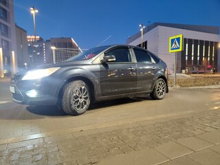 2009 Ford Focus II Рестайлинг, серый, 450000 рублей, вид 3