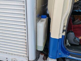1997 Isuzu Elf (N-series), бежевый, 1435000 рублей, вид 5