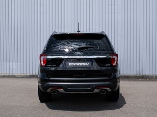 2018 Ford Explorer V Рестайлинг 2, чёрный, 2349000 рублей, вид 4