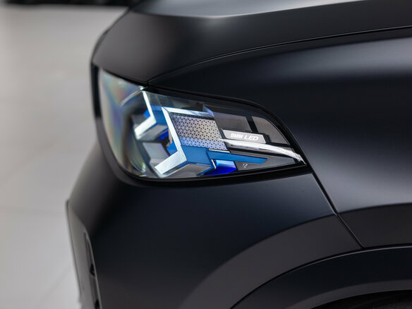 2023 BMW X6 30d III (G06) Рестайлинг, чёрный, 11990000 рублей - вид 32