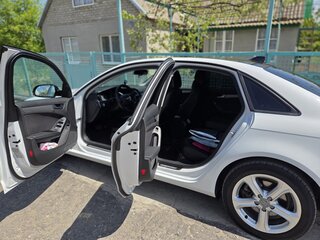 2014 Audi A4 IV (B8) Рестайлинг, белый, 1350000 рублей, вид 3