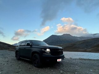 2016 Chevrolet Tahoe IV, чёрный, 3100000 рублей, вид 2
