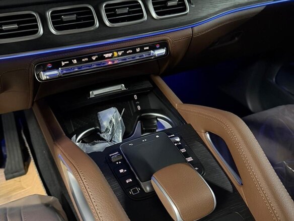 2025 Mercedes-Benz GLE 300 d II (V167) Рестайлинг, чёрный - вид 11
