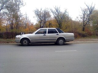 1992 Nissan Cedric VII (Y31), серебристый, 550000 рублей, вид 1