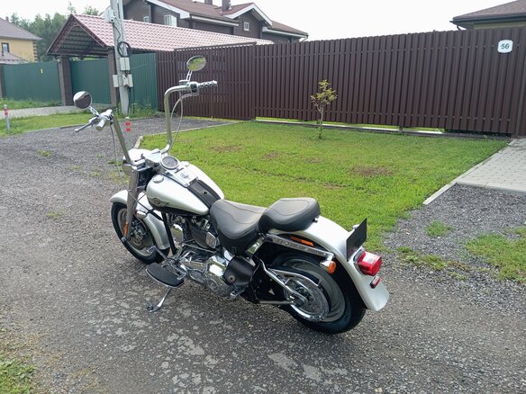 2004 Harley-Davidson Fat Boy, серебристый, 690000 рублей - вид 5