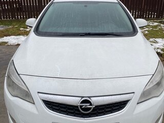 2011 Opel Astra J, белый, 400000 рублей, вид 1