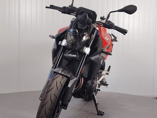 2024 BMW F 900 R, красный, 1049000 рублей, вид 3