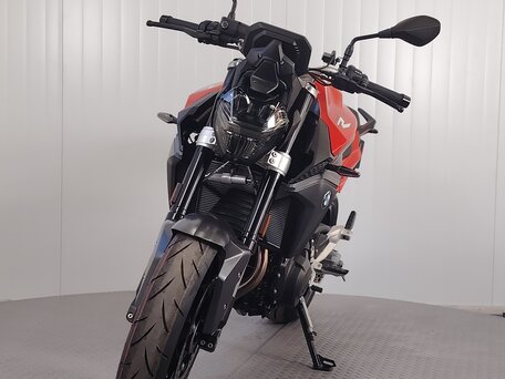 2024 BMW F 900 R, красный, 1049000 рублей, вид 3