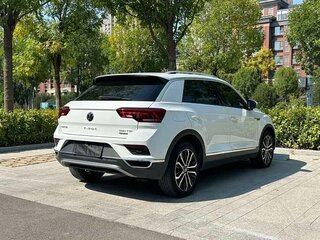 2023 Volkswagen T-Roc I (China Market), белый, 2125000 рублей, вид 2