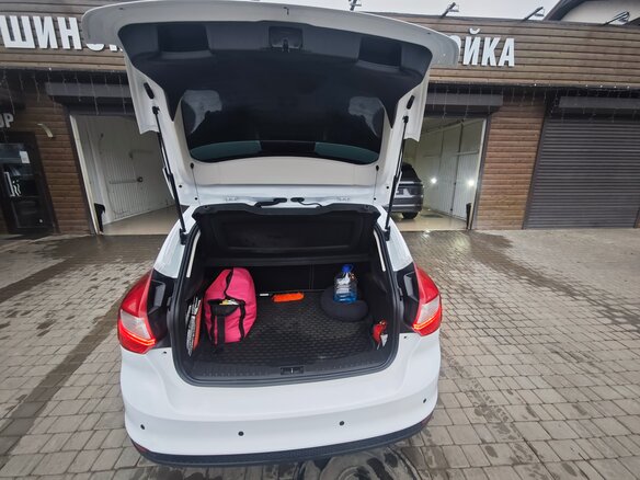 2014 Ford Focus III, белый, 1050000 рублей - вид 8