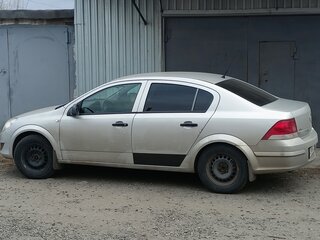 2012 Opel Astra H Рестайлинг, серебристый, 700000 рублей, вид 4