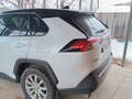 2019 Toyota RAV4 V (XA50), белый - вид 2