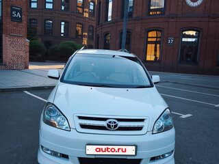 2001 Toyota Ipsum II (M20), белый, 850000 рублей, вид 1