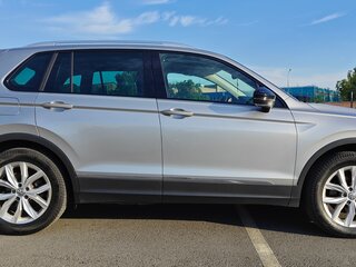 2017 Volkswagen Tiguan II, серый, 2850000 рублей, вид 5