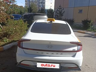 2020 Hyundai Sonata VIII (DN8), белый, 2000000 рублей, вид 4