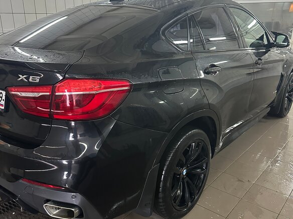 2019 BMW X6 40d II (F16), чёрный, 5500000 рублей - вид 6