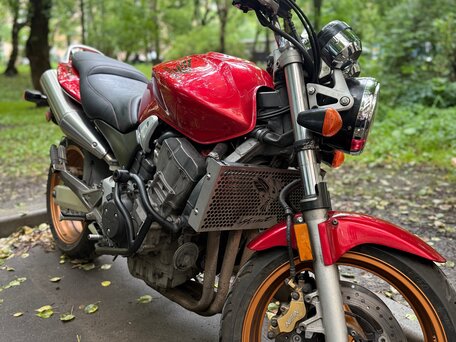 2006 Honda CB 900F Hornet, красный, 420000 рублей, вид 1