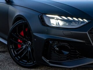 2021 Audi RS 4 IV (B9) Рестайлинг, чёрный, 10500000 рублей, вид 5