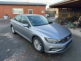 2020 Volkswagen Passat B8 Рестайлинг, серебристый, 2350000 рублей, вид 2