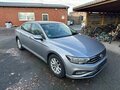 2020 Volkswagen Passat B8 Рестайлинг, серебристый, 2350000 рублей - вид 1