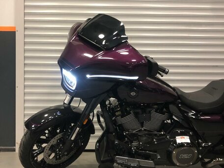 2025 Harley-Davidson CVO Street Glide, фиолетовый, 6650000 рублей, вид 5