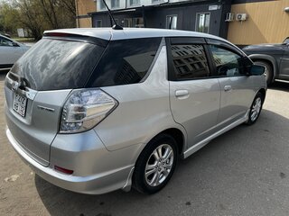2011 Honda Fit Shuttle I, серебристый, 900000 рублей, вид 4