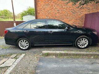 2013 Toyota Camry VII (XV50), серый, 1840000 рублей, вид 5