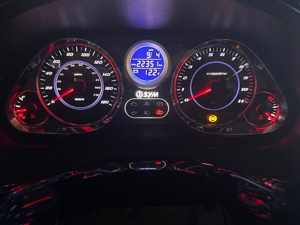 2013 Sym Maxsym 400, чёрный, 380000 рублей - вид 13