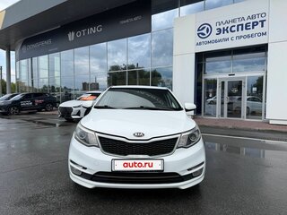 2015 Kia Rio III Рестайлинг, белый, 691000 рублей, вид 2