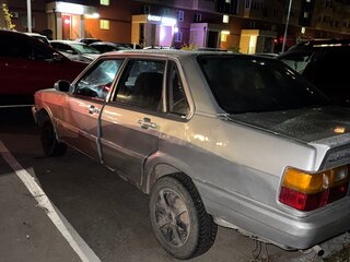 1986 Audi 80 III (B2), серебристый, 39000 рублей, вид 3