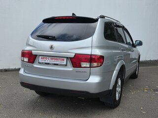 2010 SsangYong Kyron 6-speed I Рестайлинг, серебристый, 850000 рублей, вид 5