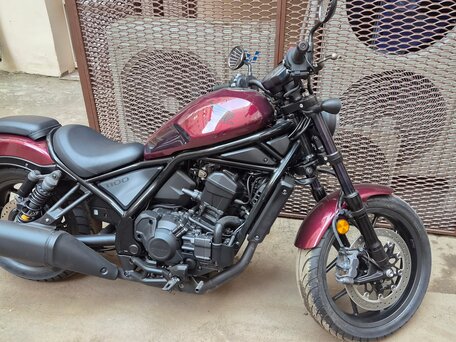 2022 Honda CMX 1100 Rebel, пурпурный, 990000 рублей, вид 1