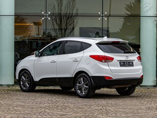 2013 Hyundai ix35 I Рестайлинг, белый, 1195000 рублей, вид 4