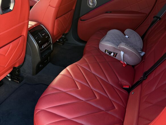 2023 BMW XM, чёрный, 13500000 рублей - вид 7