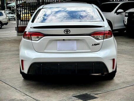 2023 Toyota Levin XII (E210) Рестайлинг, белый, 1470000 рублей, вид 3