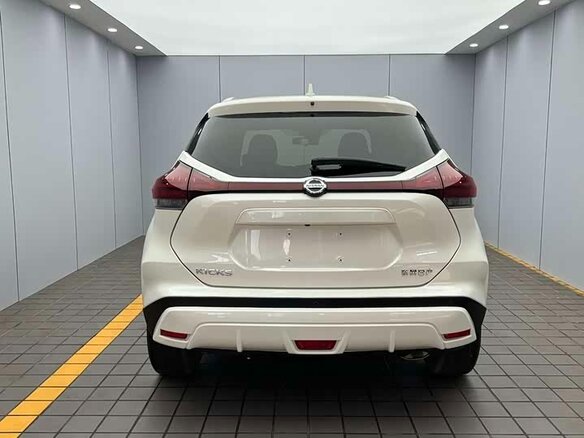 2022 Nissan Kicks I Рестайлинг, белый - вид 4