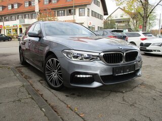 2018 BMW 5 серии 520d xDrive VII (G30/G31/G38), серый, 5000000 рублей, вид 2