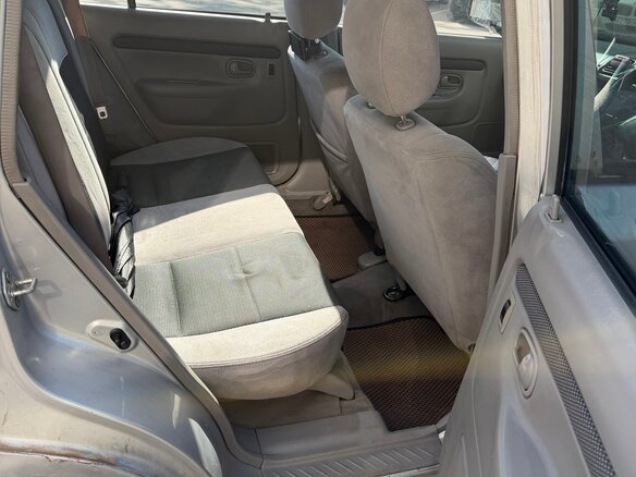 2001 Mazda Demio I (DW), серый, 120000 рублей - вид 6