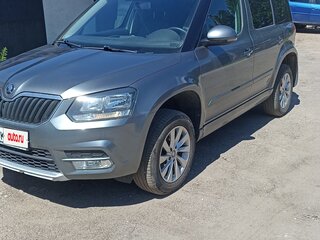 2014 Skoda Yeti I Рестайлинг, серый, 1600000 рублей, вид 3