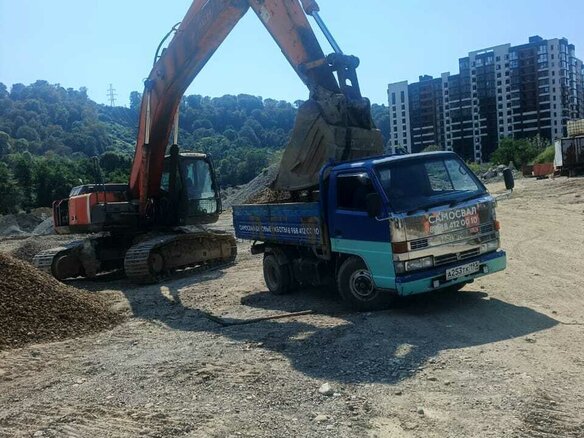 1992 Isuzu Elf (N-series), синий, 1500000 рублей - вид 3